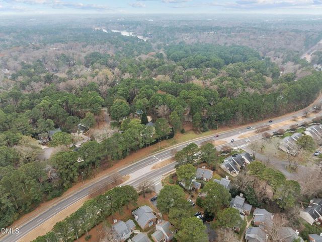 122 Clancy Circle, Cary, NC 27511