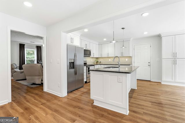 193 Rockspray Ridge, Peachtree City, GA 30269
