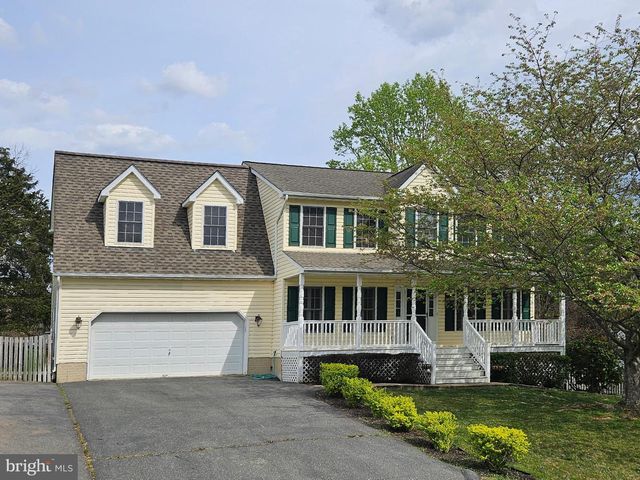 10 LOCKWOOD DR, Fredericksburg, VA 22405