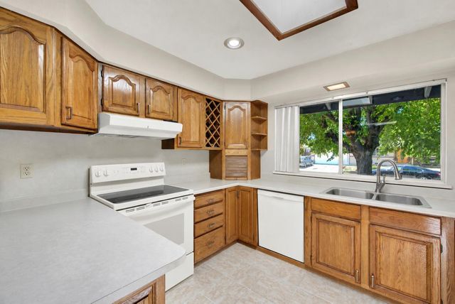 9063 Polly Ave, Orangevale, CA 95662