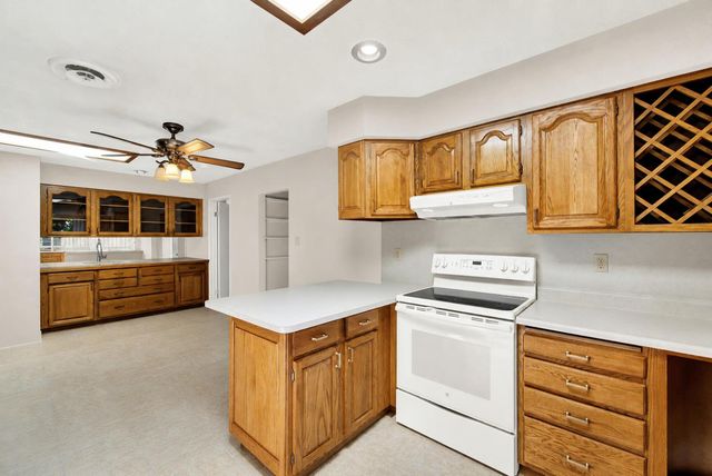 9063 Polly Ave, Orangevale, CA 95662