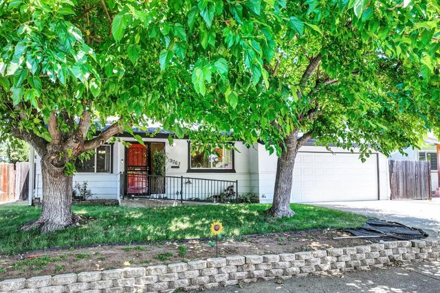 9063 Polly Ave, Orangevale, CA 95662