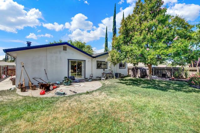9063 Polly Ave, Orangevale, CA 95662