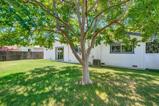 9063 Polly Ave, Orangevale, CA 95662