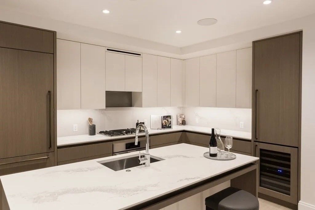 380 Harrison Ave 1004, Boston, MA 02118