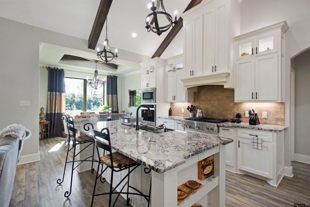344 Duke Pl, Tyler, TX 75704