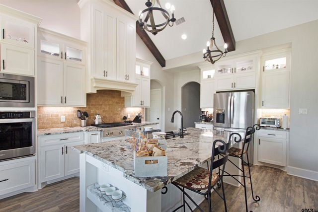 344 Duke Pl, Tyler, TX 75704