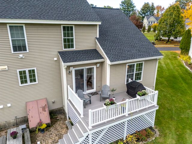 24 Morrison Lane, Dover, NH 03820