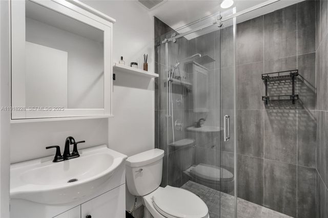 9451 SW 6th Lane, Miami, FL 33174