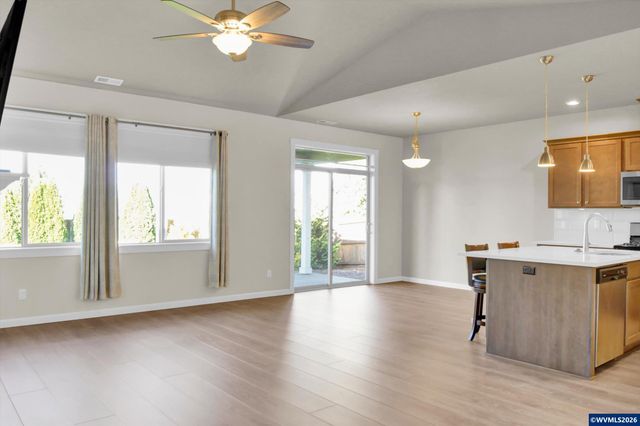 2071 Deer Av, Stayton, OR 97383