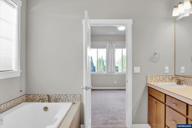 2071 Deer Av, Stayton, OR 97383
