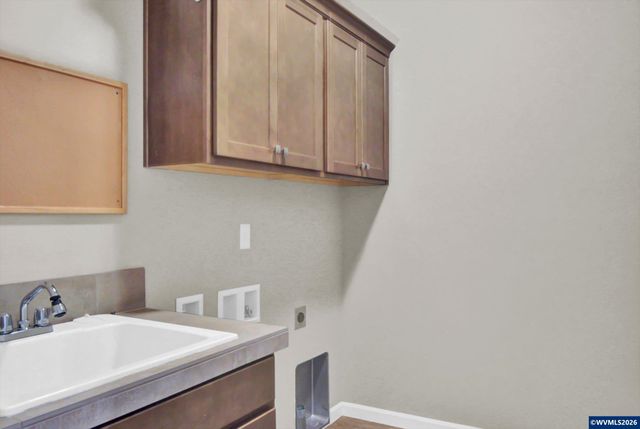 2071 Deer Av, Stayton, OR 97383