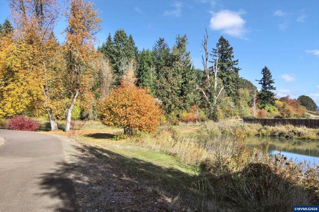 2071 Deer Av, Stayton, OR 97383
