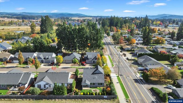 2071 Deer Av, Stayton, OR 97383