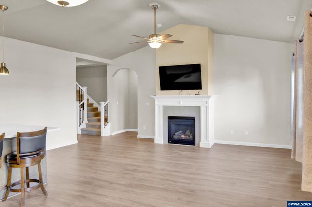 2071 Deer Av, Stayton, OR 97383