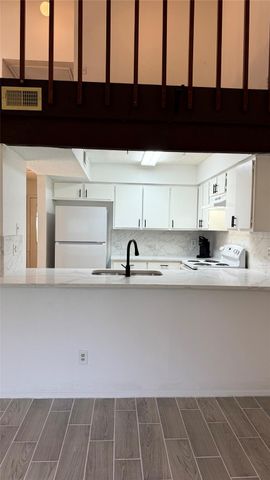 12922 Wirevine Lane, Houston, TX 77072