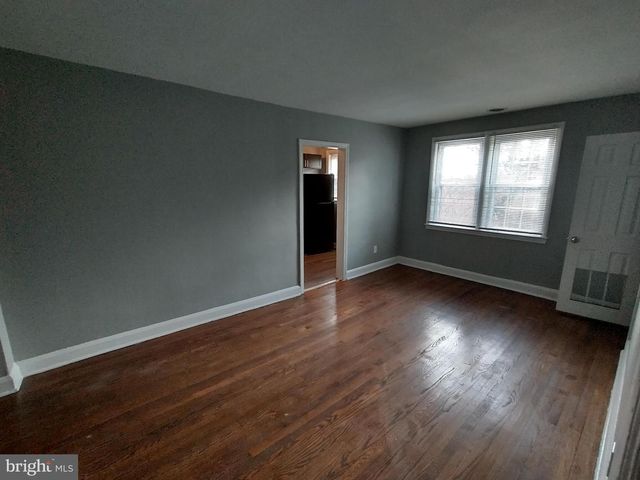 6101 CHINQUAPIN PKWY, Baltimore, MD 21239
