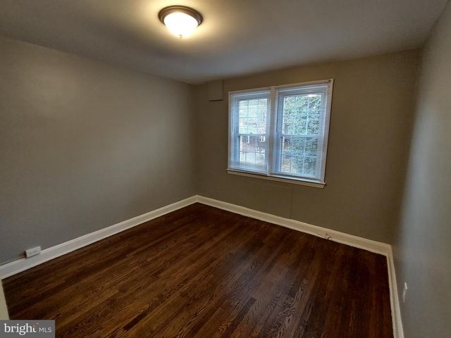 6101 CHINQUAPIN PKWY, Baltimore, MD 21239