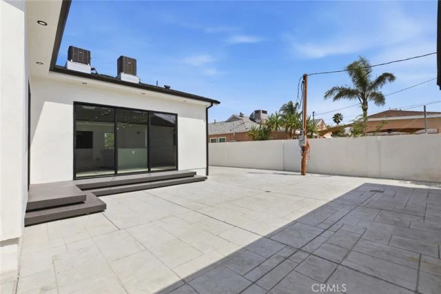 8107 Laurelgrove, North Hollywood, CA 91605