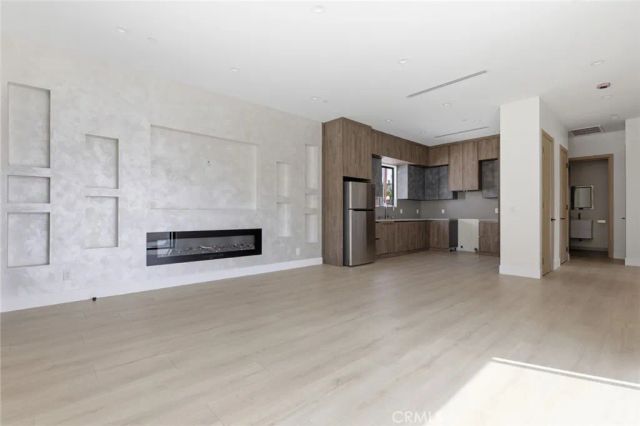 8107 Laurelgrove, North Hollywood, CA 91605