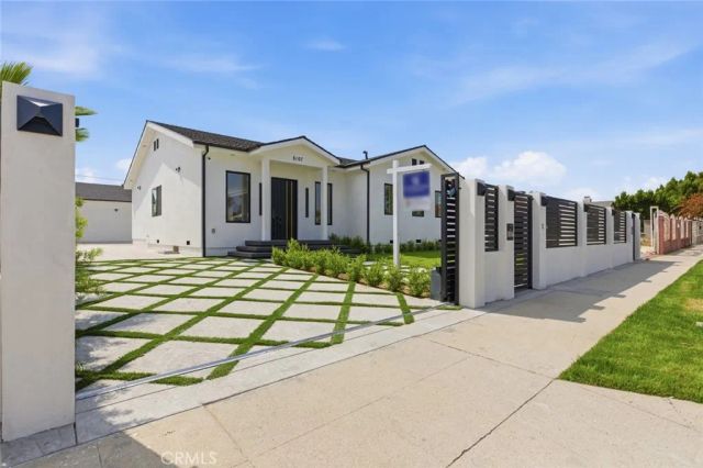 8107 Laurelgrove, North Hollywood, CA 91605