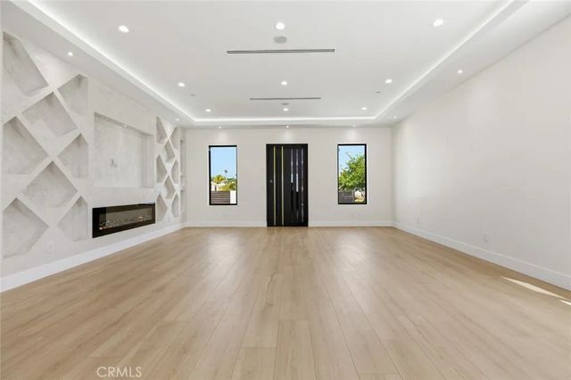 8107 Laurelgrove, North Hollywood, CA 91605