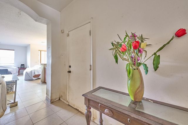 1006 Seminole Palm Drive, Greenacres, FL 33463