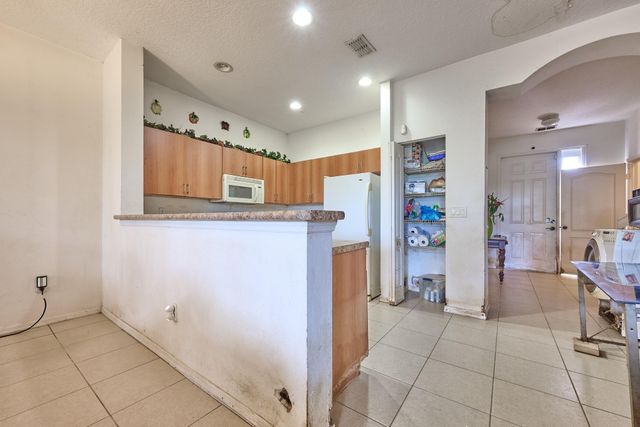 1006 Seminole Palm Drive, Greenacres, FL 33463