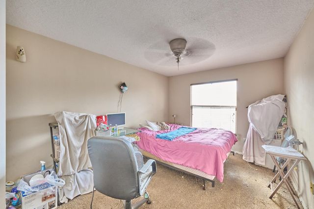 1006 Seminole Palm Drive, Greenacres, FL 33463