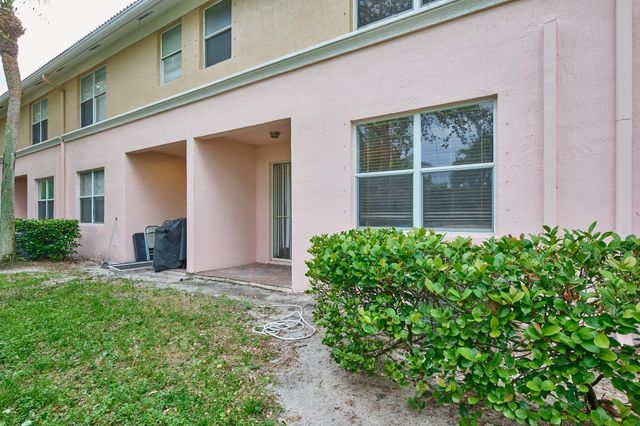 1006 Seminole Palm Drive, Greenacres, FL 33463