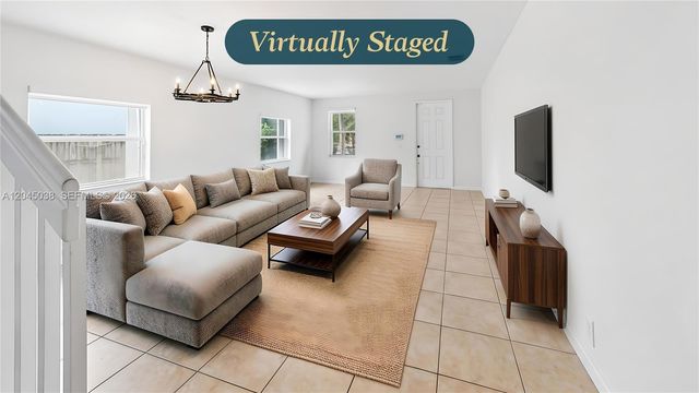 285 NE 32nd Terrace, Homestead, FL 33033