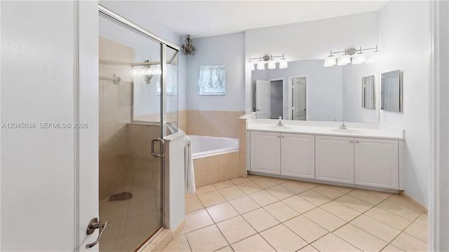 285 NE 32nd Terrace, Homestead, FL 33033