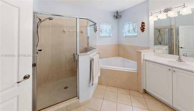 285 NE 32nd Terrace, Homestead, FL 33033