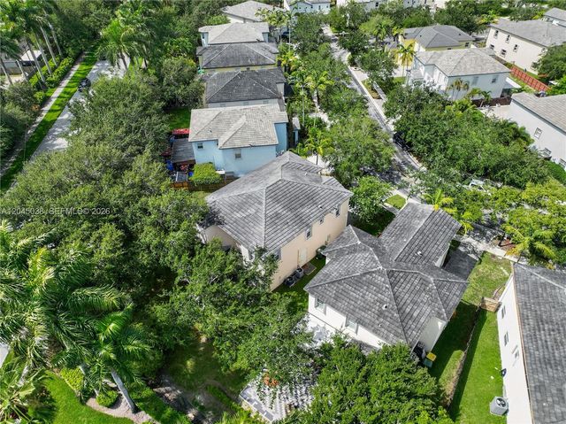 285 NE 32nd Terrace, Homestead, FL 33033