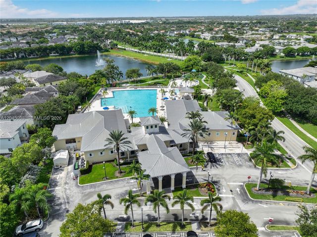 285 NE 32nd Terrace, Homestead, FL 33033