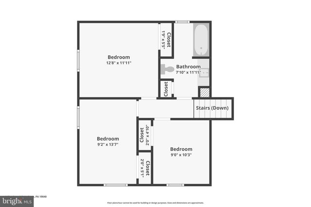 2 FLAMINGO RD, Hatboro, PA 19040