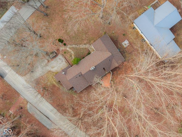 575 Artist Drive, Nashville, IN 47448