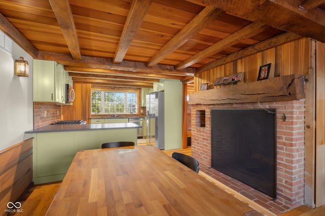 575 Artist Drive, Nashville, IN 47448