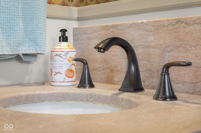 575 Artist Drive, Nashville, IN 47448