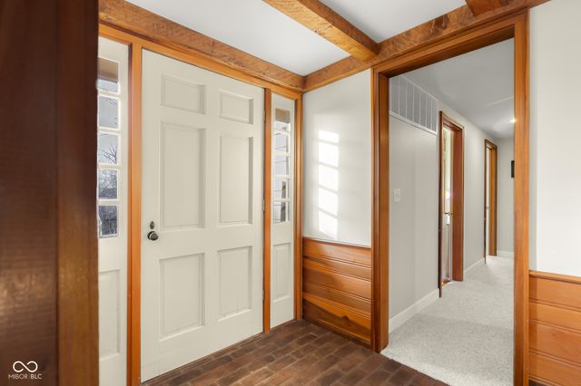 575 Artist Drive, Nashville, IN 47448