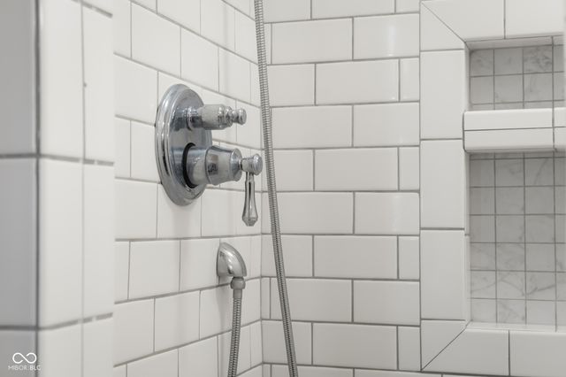 575 Artist Drive, Nashville, IN 47448