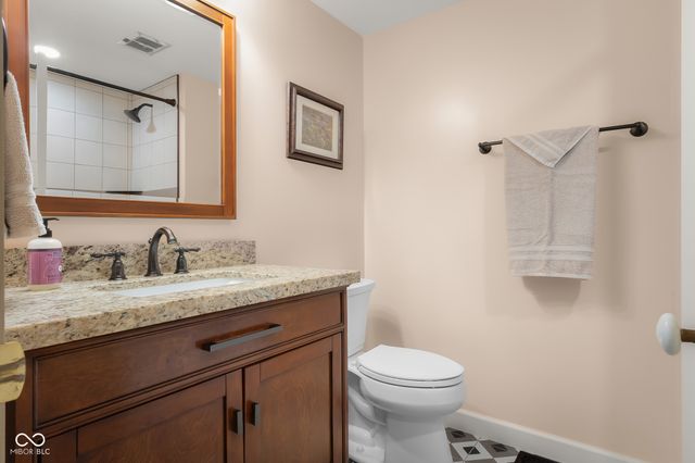 575 Artist Drive, Nashville, IN 47448