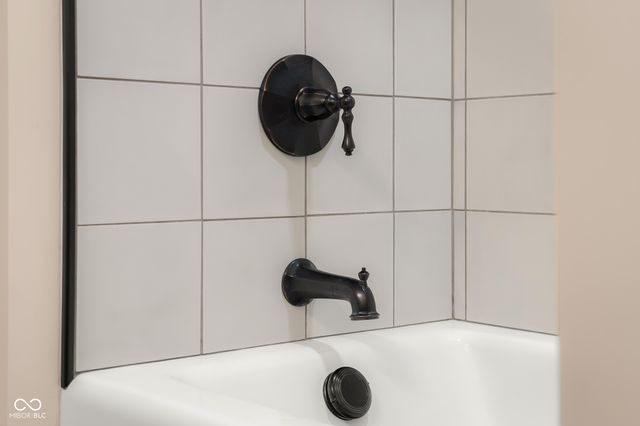 575 Artist Drive, Nashville, IN 47448