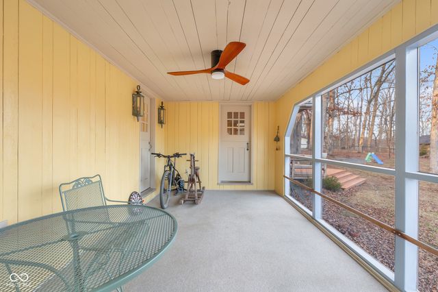 575 Artist Drive, Nashville, IN 47448