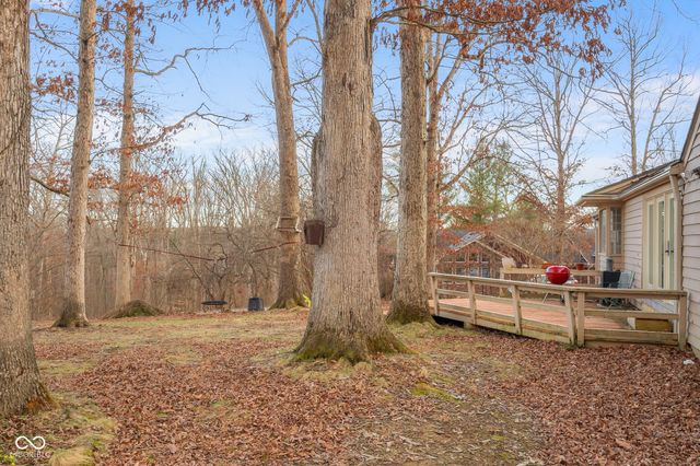 575 Artist Drive, Nashville, IN 47448