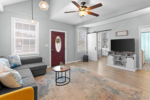 207 N Main Street, Waterloo, IL 62298