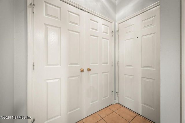 7990 BAYMEADOWS Road E 1007, Jacksonville, FL 32256