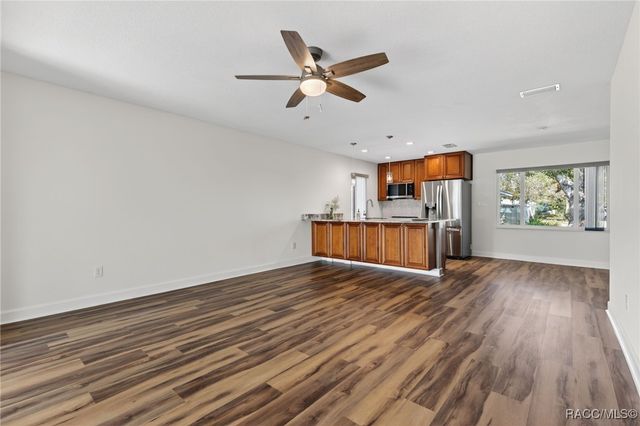 11243 W Bayshore Drive, Crystal River, FL 34429