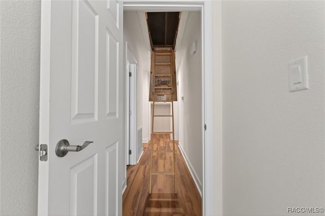 11243 W Bayshore Drive, Crystal River, FL 34429