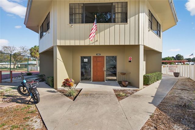 11243 W Bayshore Drive, Crystal River, FL 34429